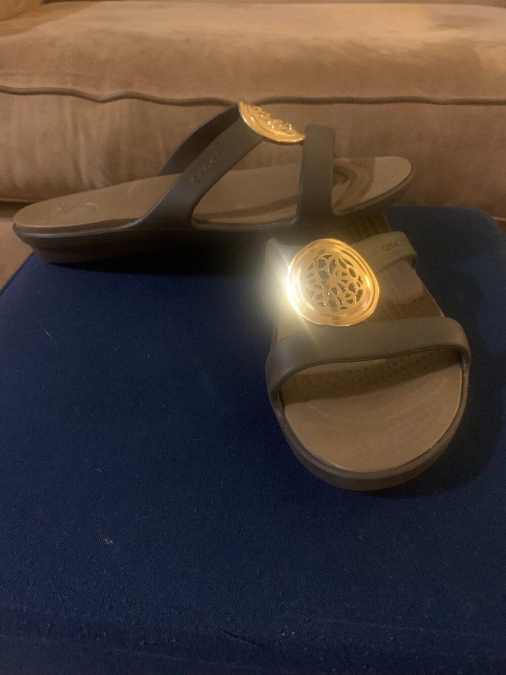 Crocs Sanrah Embellished Wedge Sandals in Espresso/Gold - Picture 5 of 7